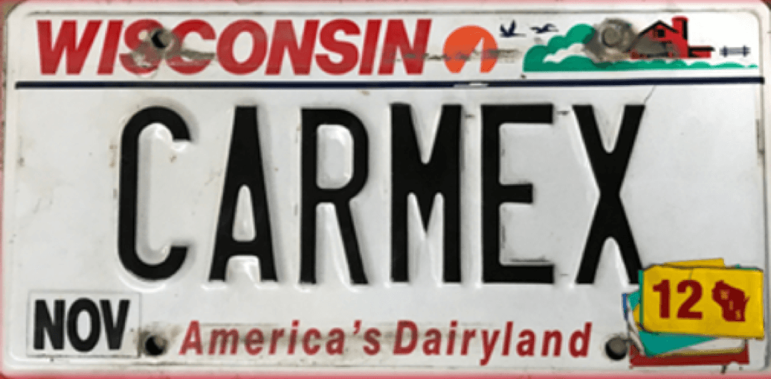 Targa del Wisconsin con la scritta CARMEX