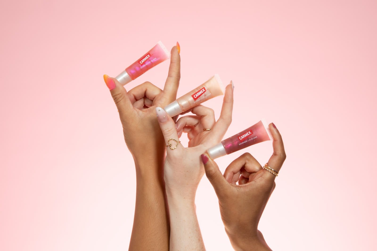 Carmex Lip Gloss with Shimmer Vanilla nella vita di tutti i giorni